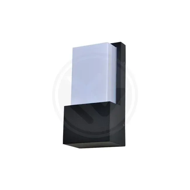 LVT 3205-vrtna lampa e27 crna-Miria